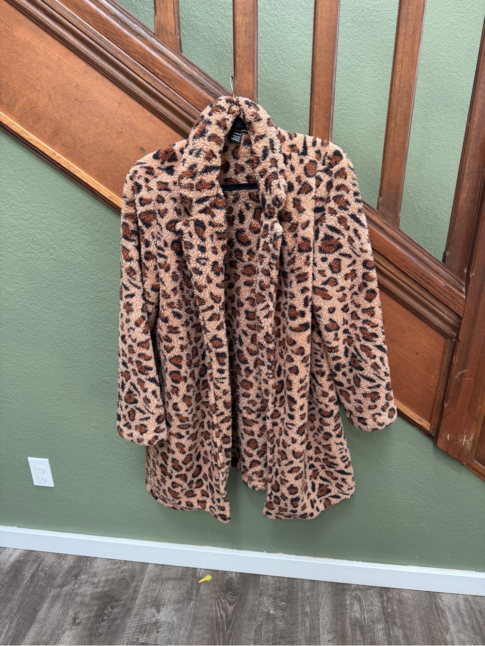 SHEIN Leopard Print Teddy Jacket in Brown & Black